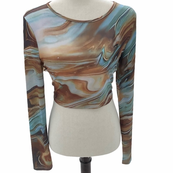 Long Sleeve Marble Print Crop Top - Picture 1 of 8